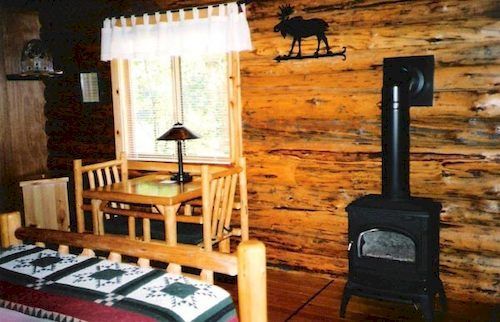 Coram Silverwolf Log Chalets מראה חיצוני תמונה